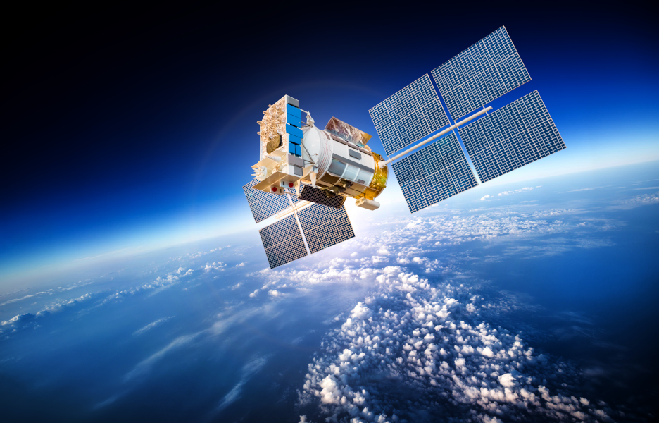 FCC implementa regras para serviços D2D entre satélite e celular nos EUA